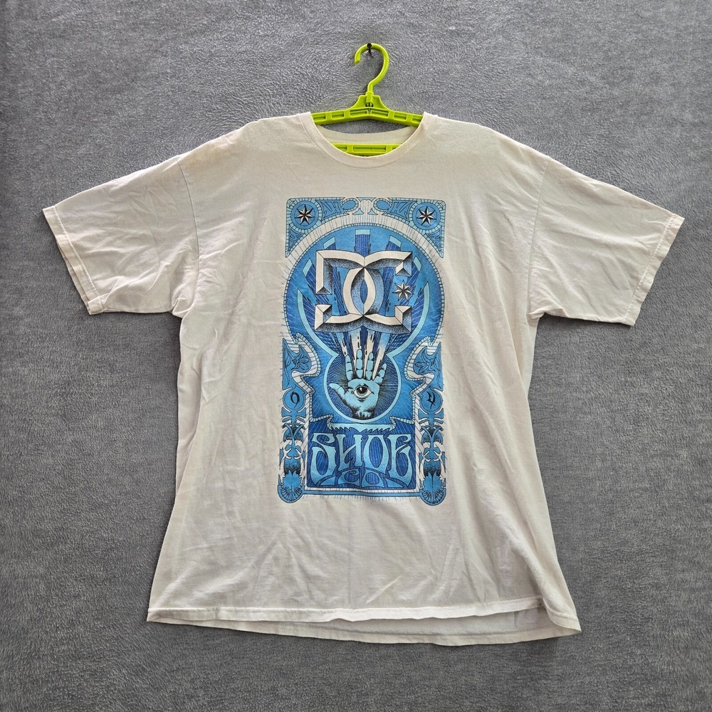VINTAGE DC Shoes Men Shirt XL White Logo Grunge  Skater Streetwear Y2K  READ
